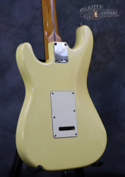 1991-Fender-Strat-Plus-Deluxe-Beck-Vintage-White