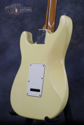 1991-Fender-Strat-Plus-Deluxe-Beck-Vintage-White