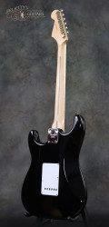 2011-Fender-Stratocaster-Clapton-Black
