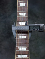 2011-Gibson-Firebird-V-Traditional-Ebony