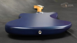 2013-Fender-Jazzmaster-Ranaldo-Trans-Sapphire-Blue