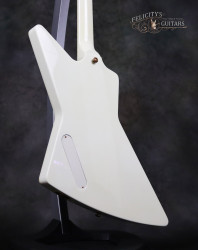 2014-Gibson-Explorer-Lzzy-Hale-Alpine-White