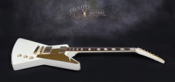 2014-Gibson-Explorer-Lzzy-Hale-Alpine-White