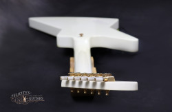 2014-Gibson-Explorer-Lzzy-Hale-Alpine-White