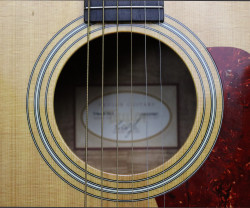 2015-Taylor-214ce-Koa-Natural