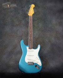 2016-Fender-Stratocaster-Johnson-Lucerne-Aqua