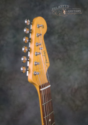 2016-Fender-Stratocaster-Mayer-Sunburst