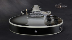 2016-Gibson-Les-Paul-Custom-Silverburst