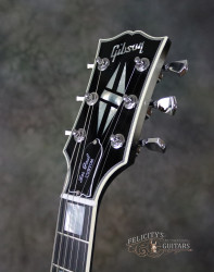 2016-Gibson-Les-Paul-Custom-Silverburst