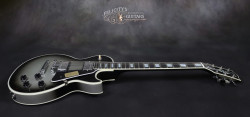 2016-Gibson-Les-Paul-Custom-Silverburst