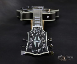 2016-Gibson-Les-Paul-Custom-Silverburst