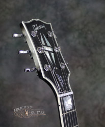 2016-Gibson-Les-Paul-Custom-Silverburst