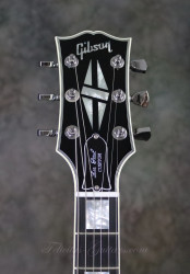 2016-Gibson-Les-Paul-Custom-Silverburst