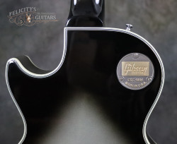 2016-Gibson-Les-Paul-Custom-Silverburst