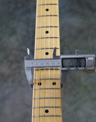 2016-Fender-Telecaster-AVS-'52-Butterscotch