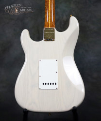 2017-Fender-Stratocaster-Custom-Shop-NAMM-White-Blond