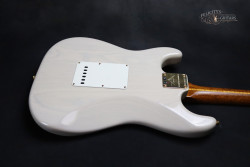 2017-Fender-Stratocaster-Custom-Shop-NAMM-White-Blond