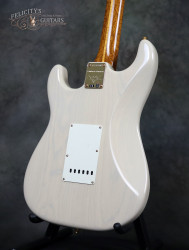2017-Fender-Stratocaster-Custom-Shop-NAMM-White-Blond