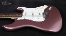 2017-Fender-Stratocaster-AVS-65-Burgundy-Mist