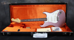 2017-Fender-Stratocaster-AVS-65-Burgundy-Mist