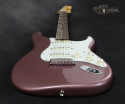 2017-Fender-Stratocaster-AVS-65-Burgundy-Mist