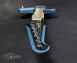 2017-Gibson-Firebird-V-Traditional-Pelham-Blue